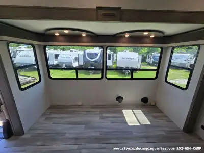 2024 Grand Design Solitude S-Class 3740BH photo 21