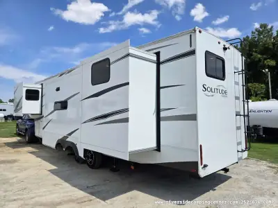 2024 Grand Design Solitude S-Class 3740BH photo 6