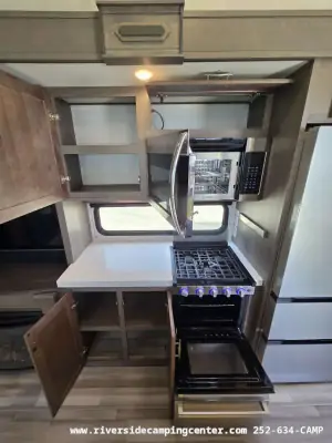 2024 Grand Design Solitude S-Class 3740BH photo 13