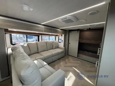 2026 Keystone Sprinter 3800FLB photo 41