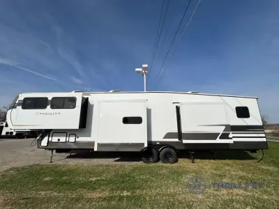 2026 Keystone Sprinter 3800FLB photo 5