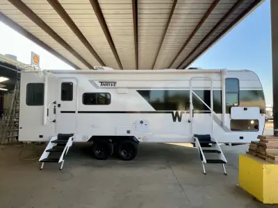 2026 Winnebago Thrive 25RLS photo 11