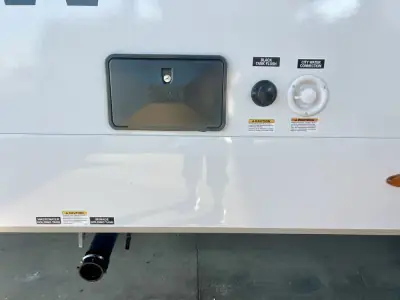 2026 Winnebago Thrive 25RLS photo 19