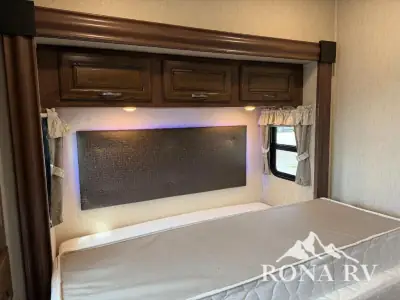 2018 Forest River Sierra 379FLOK photo 7