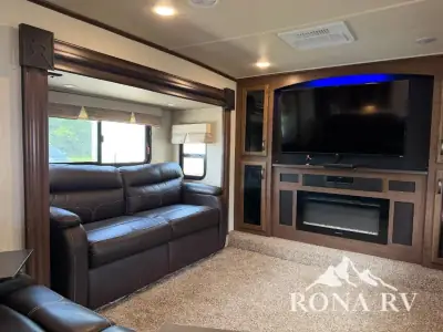 2018 Forest River Sierra 379FLOK photo 2