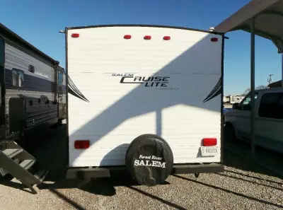 2017 Forest River Salem Cruise Lite 241QBXL photo 6