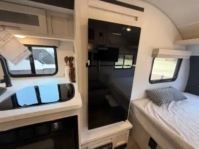2027 Forest River R Pod RP-180 photo 31