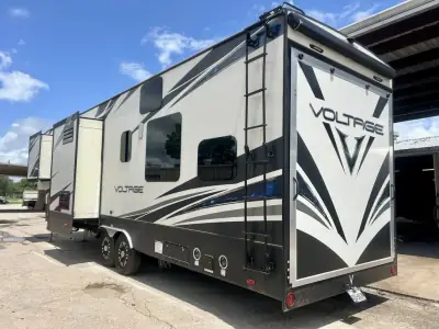 2018 Dutchmen Voltage 3605 photo 4