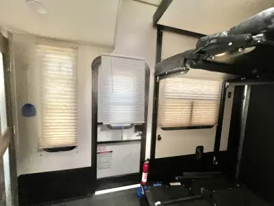 2018 Dutchmen Voltage 3605 photo 30