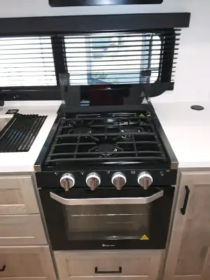2027 Rockwood ROCKWOOD MINI LITE 2515S photo 32