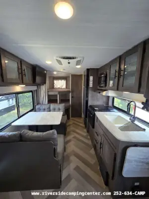 2020 Forest River Wildwood X-Lite 19DBXL photo 14