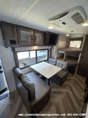 2020 Forest River Wildwood X-Lite 19DBXL photo 15