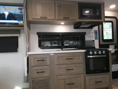 2027 Rockwood ROCKWOOD MINI LITE 2109S photo 11