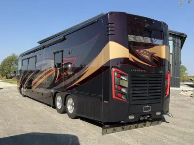 2017 ENTEGRA COACH INSIGNIA photo 4
