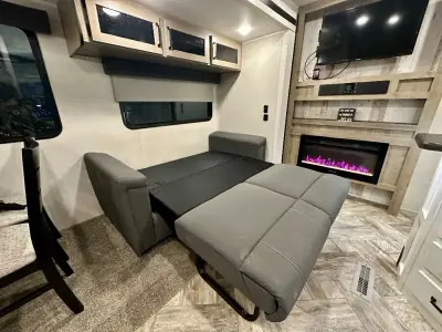 2023 Palomino Puma 32RBFQ photo 8