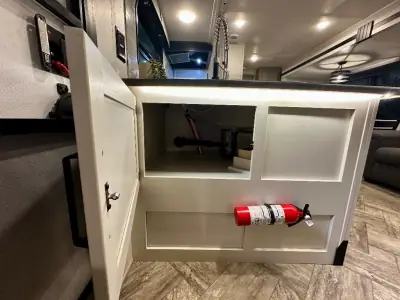2023 Palomino Puma 32RBFQ photo 15