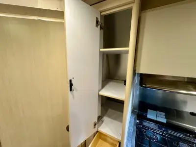 2023 Airstream Flying Cloud 30FB Bunk photo 31