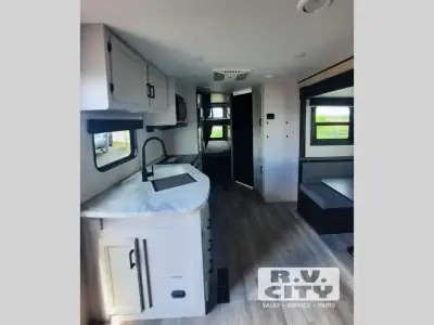2023 Jayco Jay Flight 242BHSW photo 7