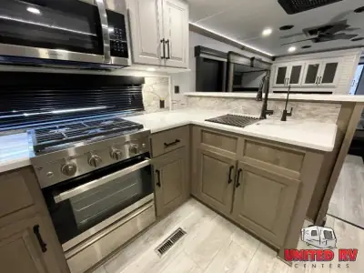 2025 Keystone Montana 3901RK photo 19