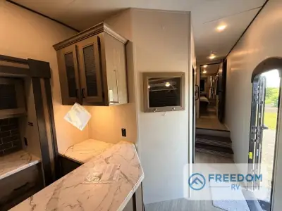 2021 Keystone Hideout 320MBDS photo 14