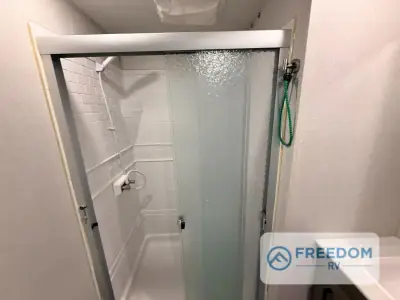 2021 Keystone Hideout 320MBDS photo 37