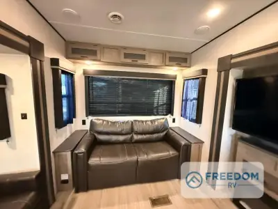 2021 Keystone Hideout 320MBDS photo 24