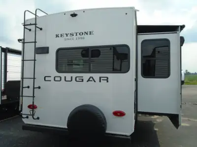 2027 Keystone Cougar Half-Ton 29RKE photo 6