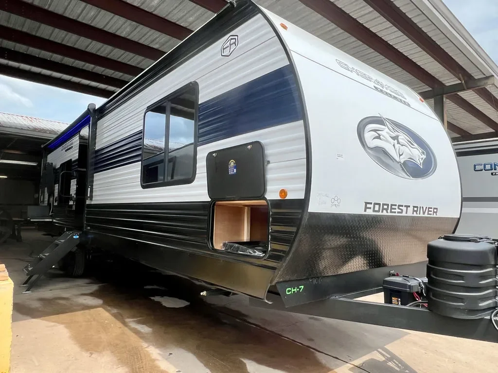 2025 Forest River Cherokee Wolf Den 271RK exterior