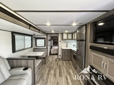 2025 Gulf Stream ENVISION 258RB photo 4