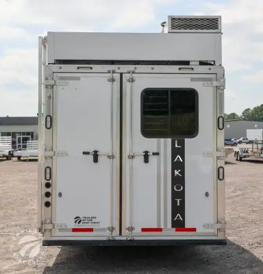 2026 Lakota Charger CH8413SR photo 6