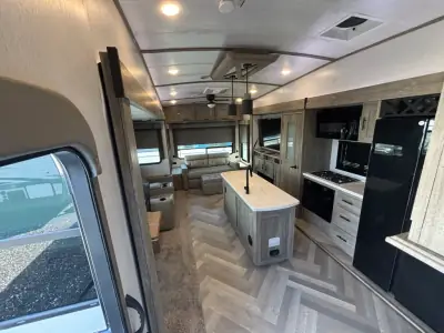 2022 Forest River WILDWOOD HERITAGE GLEN ELITE 34RL photo 10