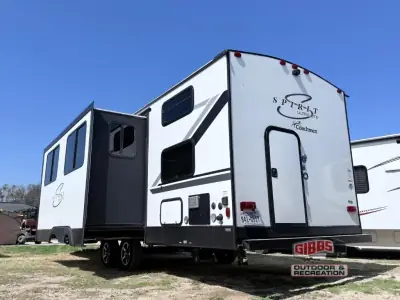2021 Coachmen Northern Spirit Ultra Lite 2963BH photo 12