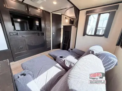 2021 Coachmen Northern Spirit Ultra Lite 2963BH photo 32