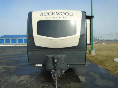 2019 Forest River Rockwood Ultra Lite 2604WS photo 7