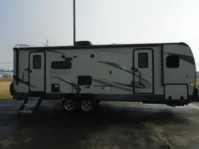 2019 Forest River Rockwood Ultra Lite 2604WS photo 2