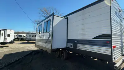 2022 Crossroads Zinger Lite ZR280BH photo 10