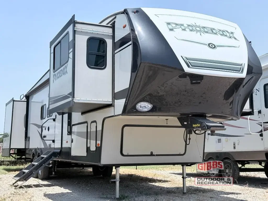 2020 Shasta Rvs Phoenix 370FE exterior