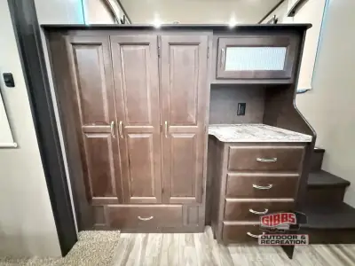 2020 Shasta Rvs Phoenix 370FE photo 15