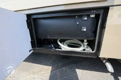 2026 Renegade Verona 36VSB photo 40