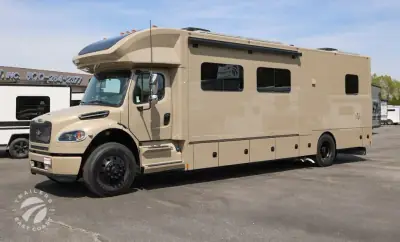 2026 Renegade Verona 36VSB photo 3