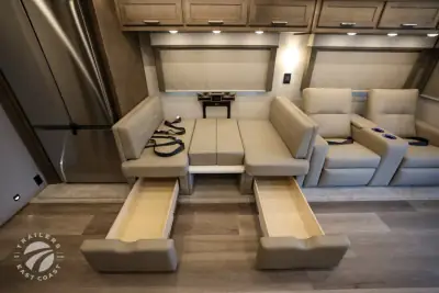 2026 Renegade Verona 40VTS photo 21
