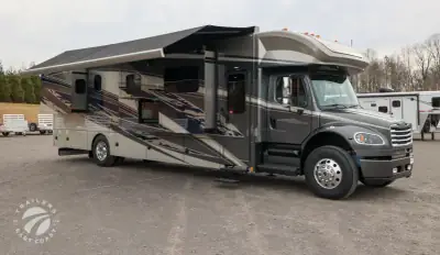 2026 Renegade Verona 40VTS photo 9