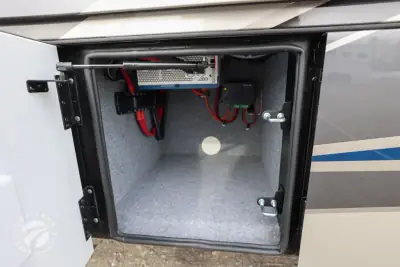 2026 Renegade Verona 40VTS photo 42