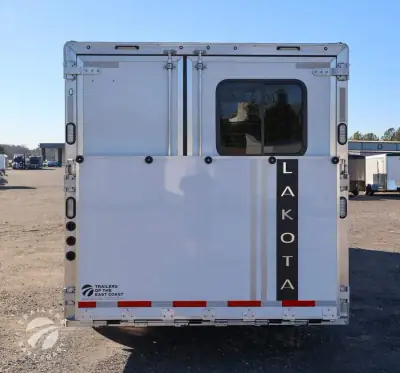 2026 Lakota Charger CH8313SR photo 3