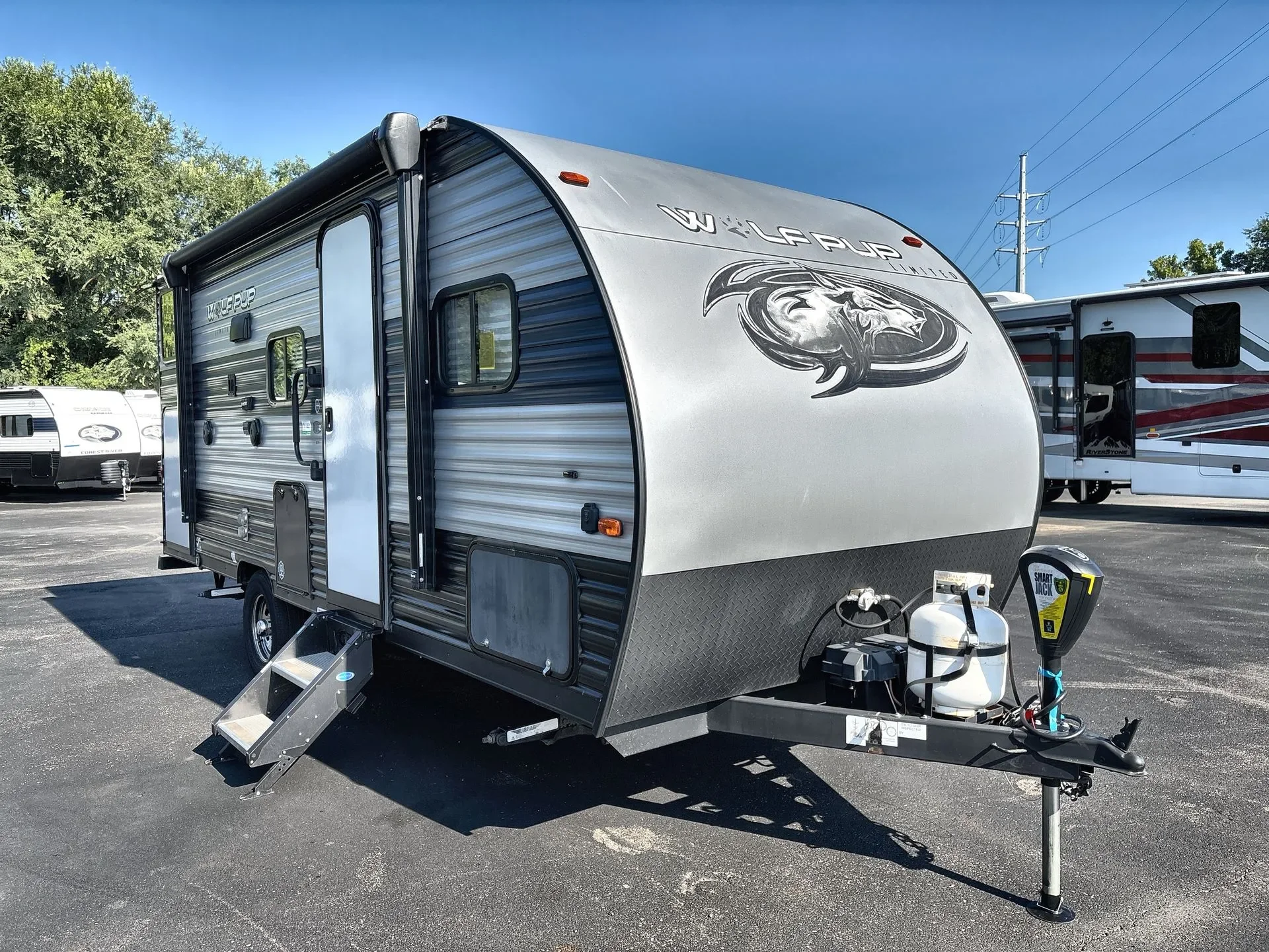 2020 Forest River Cherokee WOLF PUP 17JG exterior