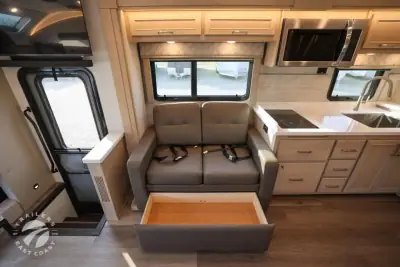 2026 Renegade Verona 40VTS photo 15