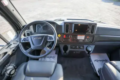 2026 Renegade Verona 40VTS photo 6
