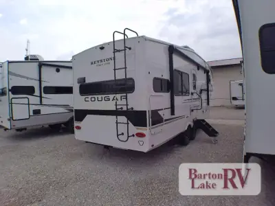 2026 Keystone Cougar Half-Ton 23MLE photo 5