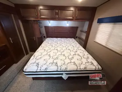 2017 Forest River Vengeance 320A photo 28