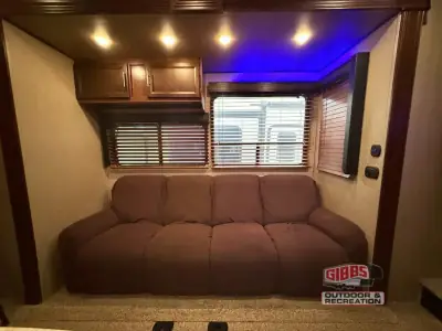 2017 Forest River Vengeance 320A photo 15